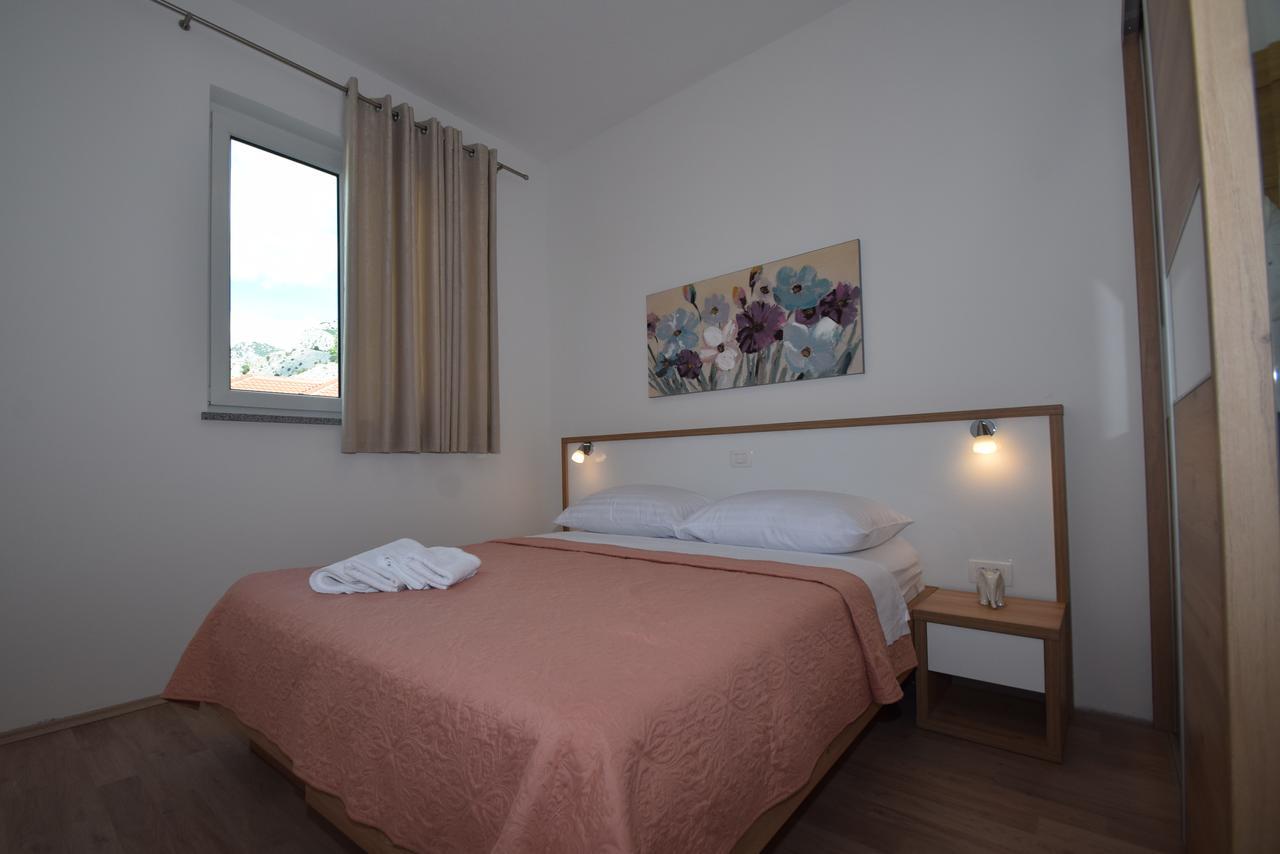 Apartment Anica Kuk 스타리그라드 파클레니차 외부 사진