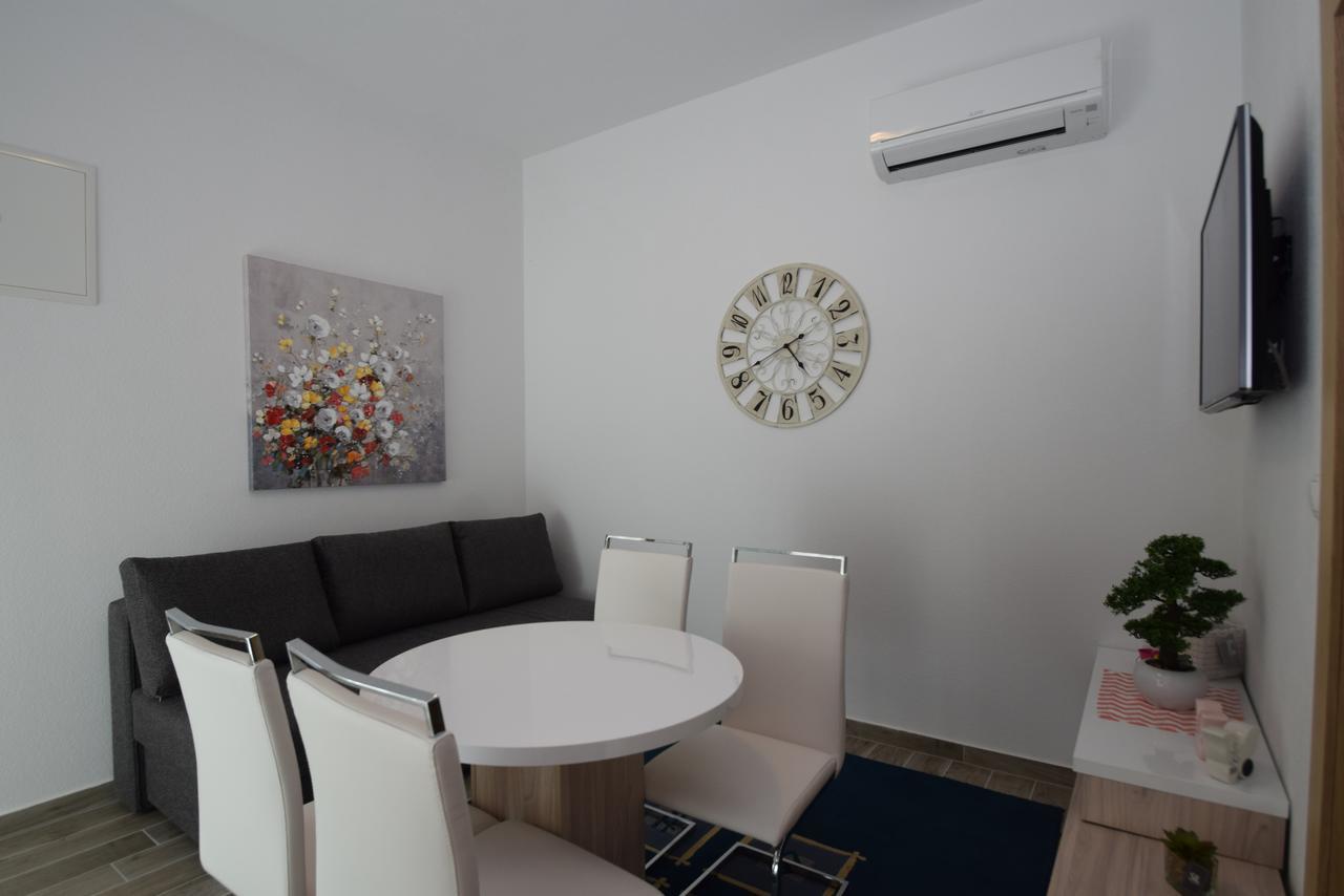 Apartment Anica Kuk 스타리그라드 파클레니차 외부 사진