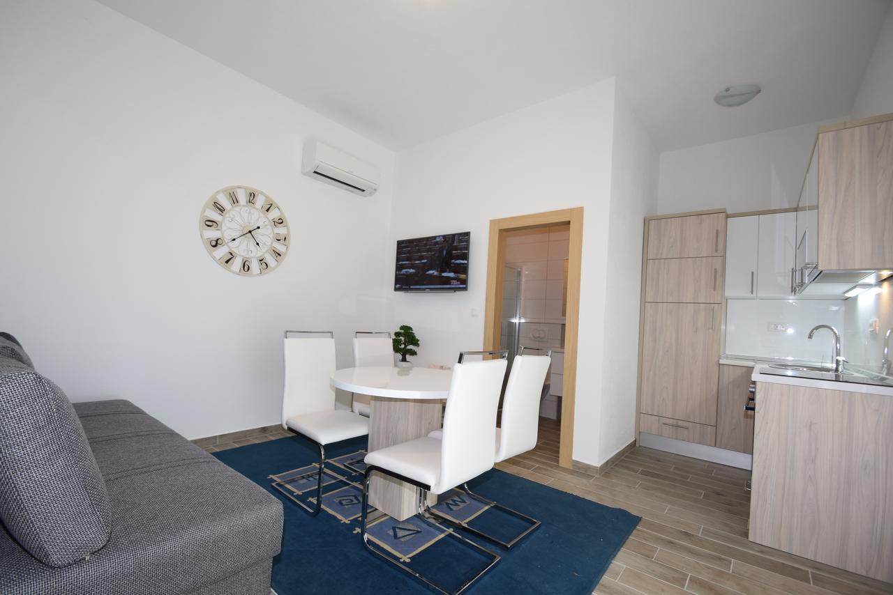 Apartment Anica Kuk 스타리그라드 파클레니차 외부 사진
