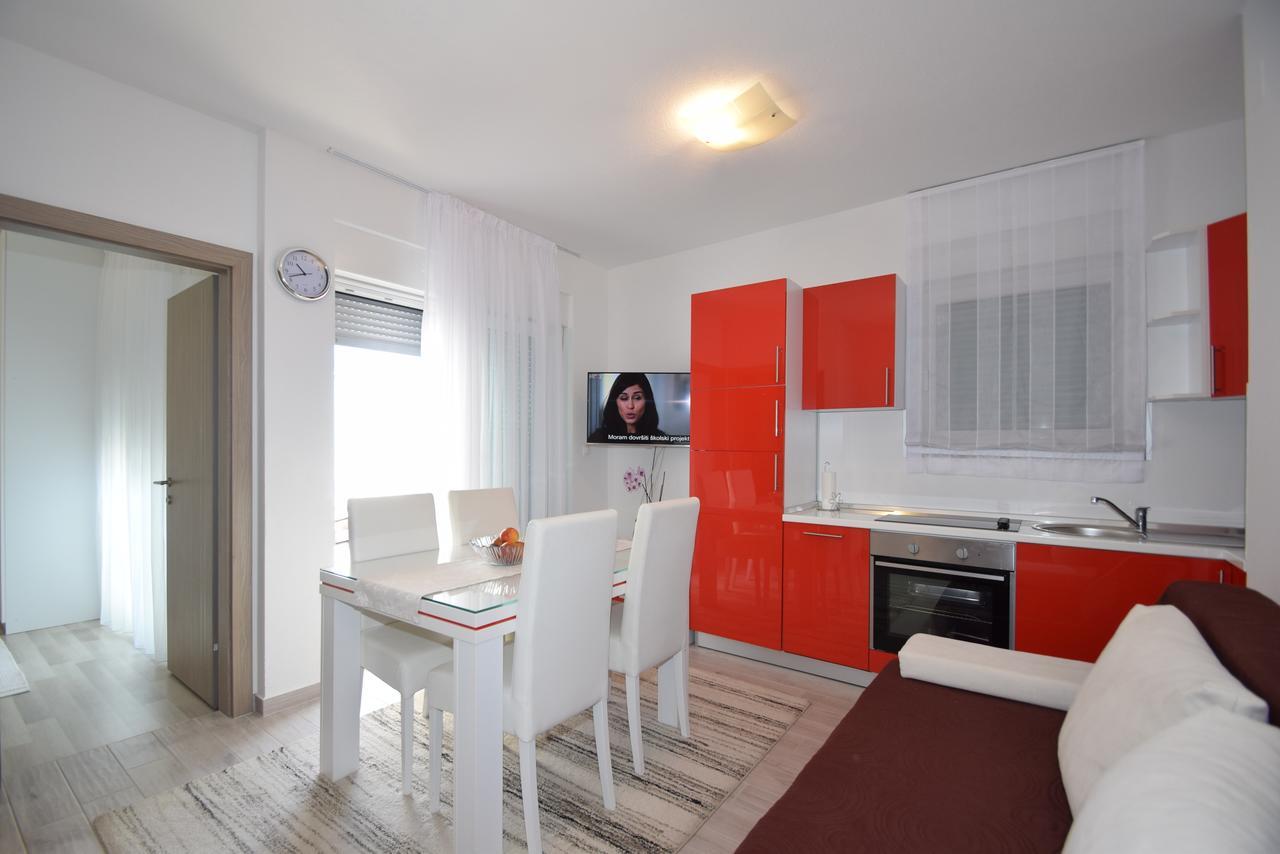 Apartment Anica Kuk 스타리그라드 파클레니차 외부 사진